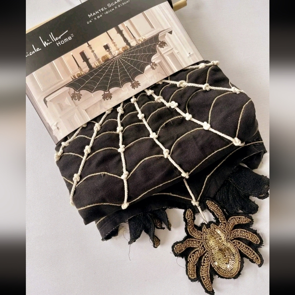 Nicole Miller Halloween Dangling Spider Web Beaded Mantel Fireplace Scarf Decor